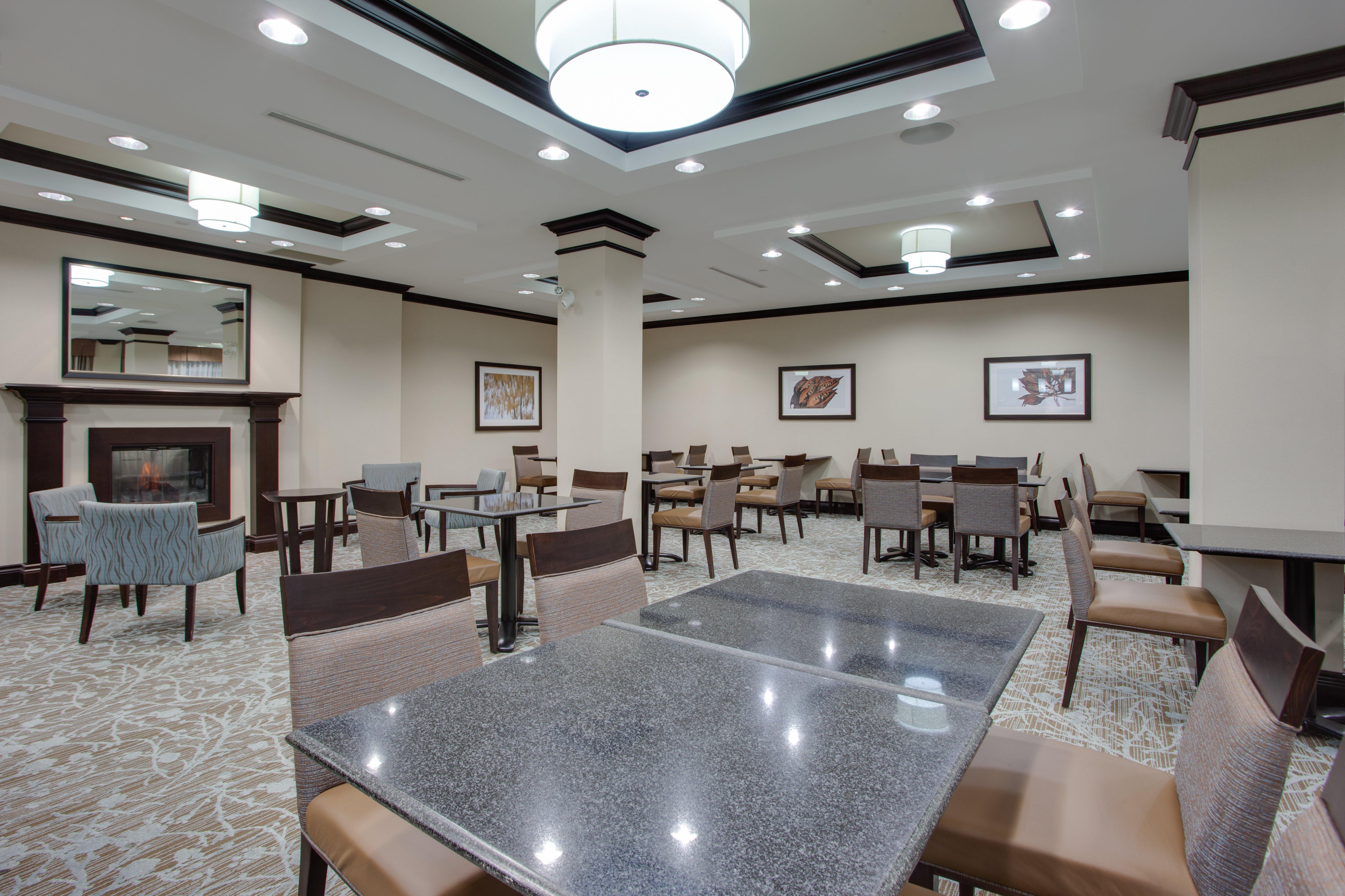 Holiday Inn Express & Suites Ottawa East-Orleans By Ihg Екстер'єр фото