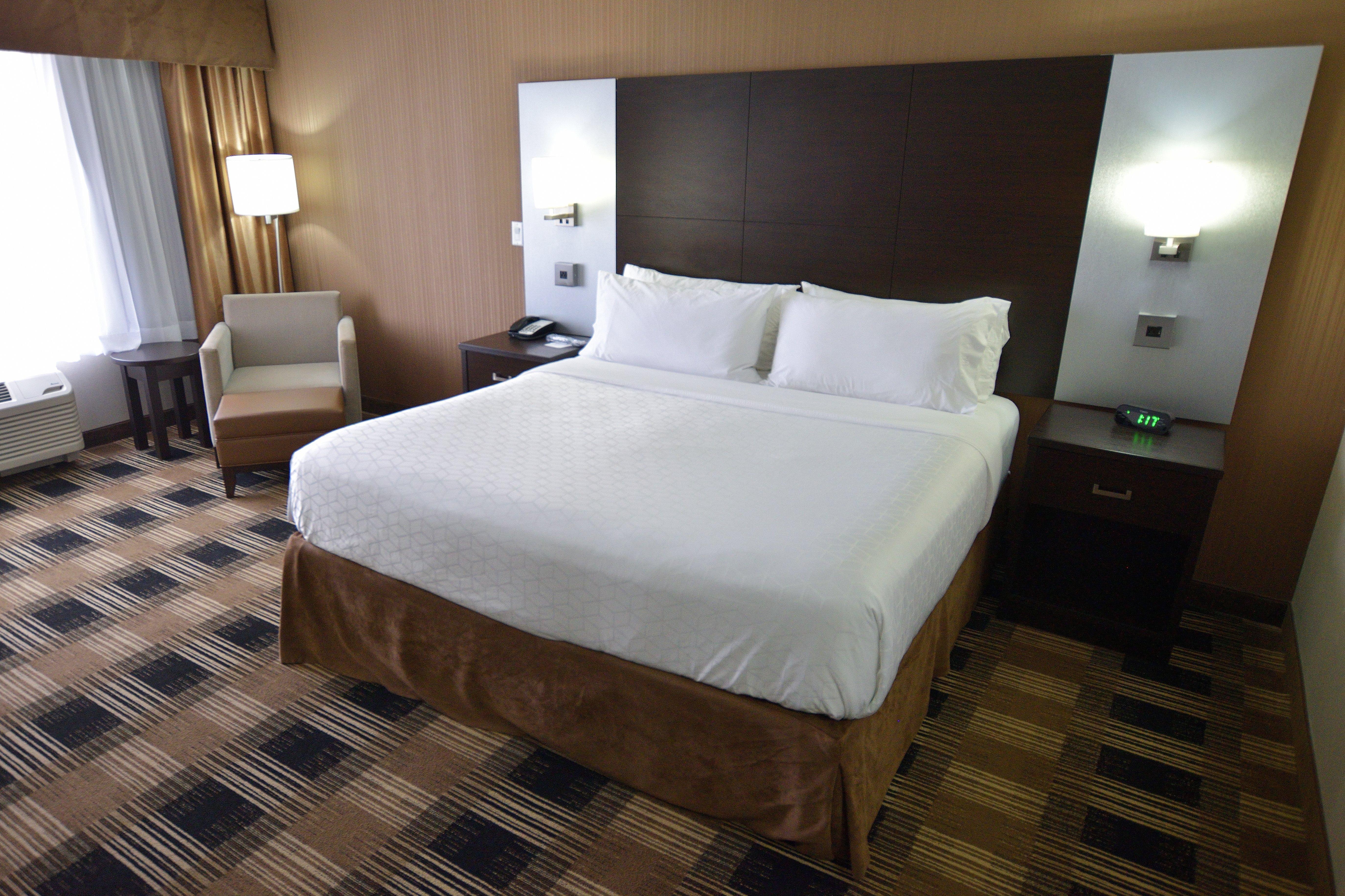 Holiday Inn Express & Suites Ottawa East-Orleans By Ihg Екстер'єр фото