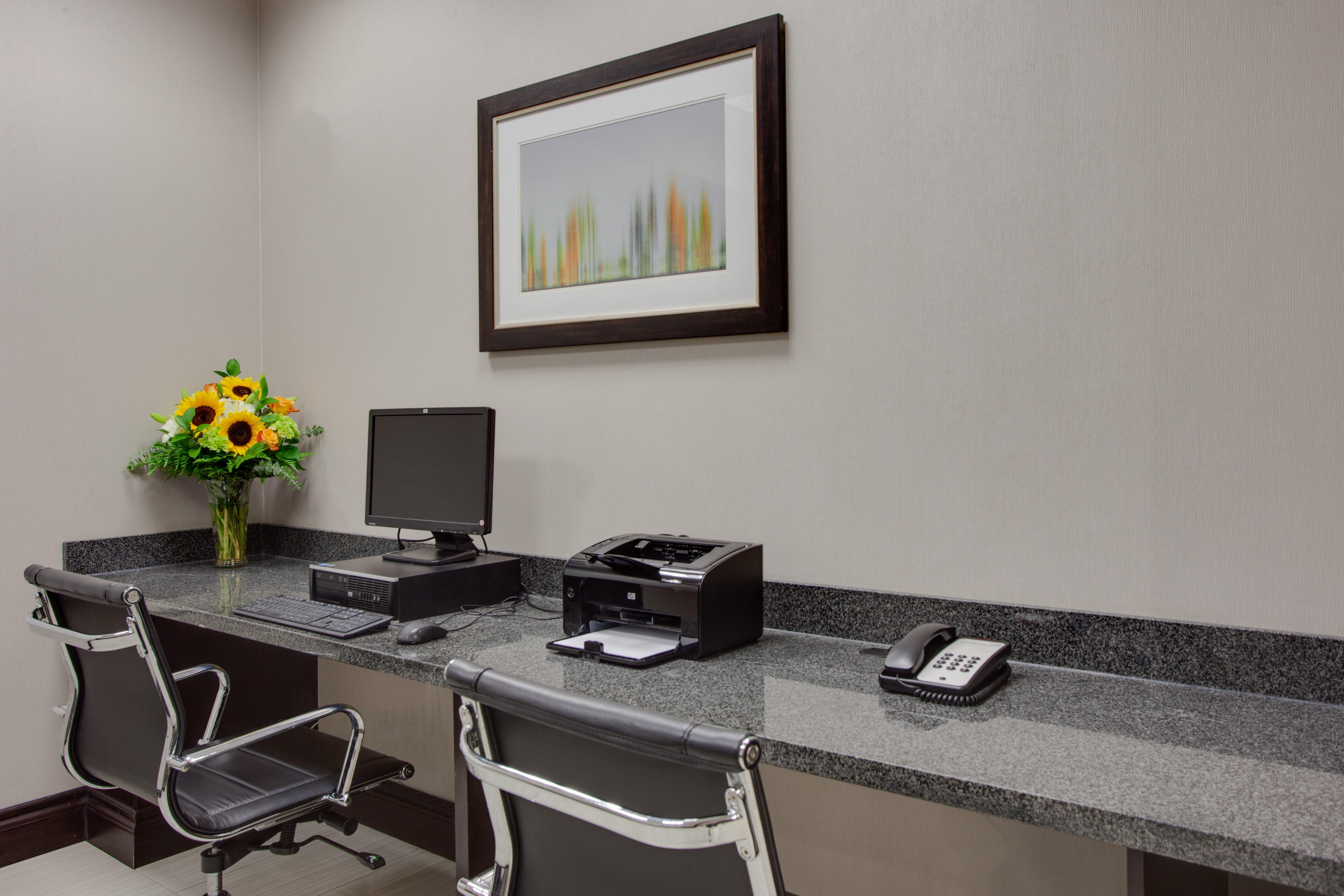 Holiday Inn Express & Suites Ottawa East-Orleans By Ihg Екстер'єр фото