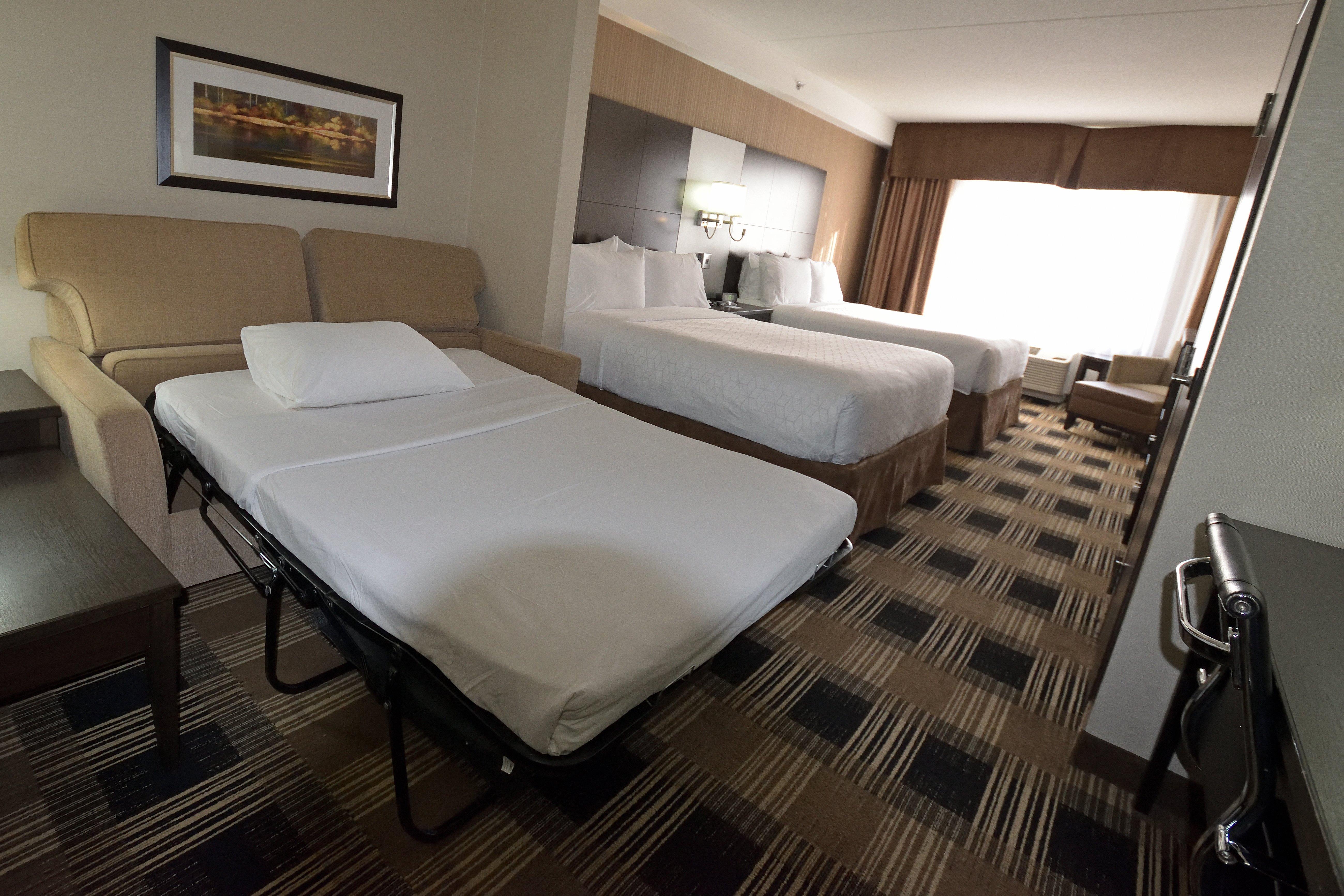 Holiday Inn Express & Suites Ottawa East-Orleans By Ihg Екстер'єр фото