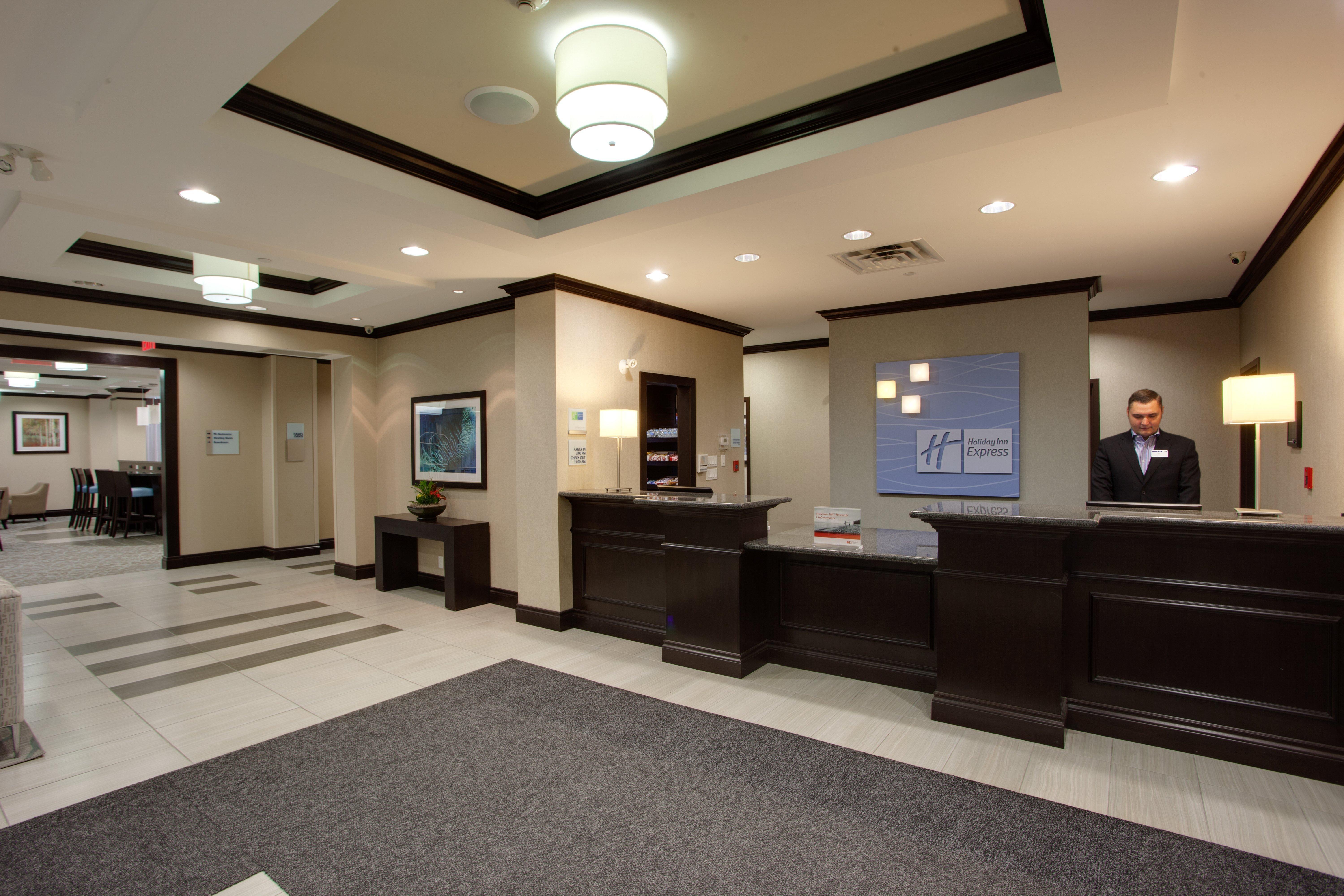 Holiday Inn Express & Suites Ottawa East-Orleans By Ihg Екстер'єр фото