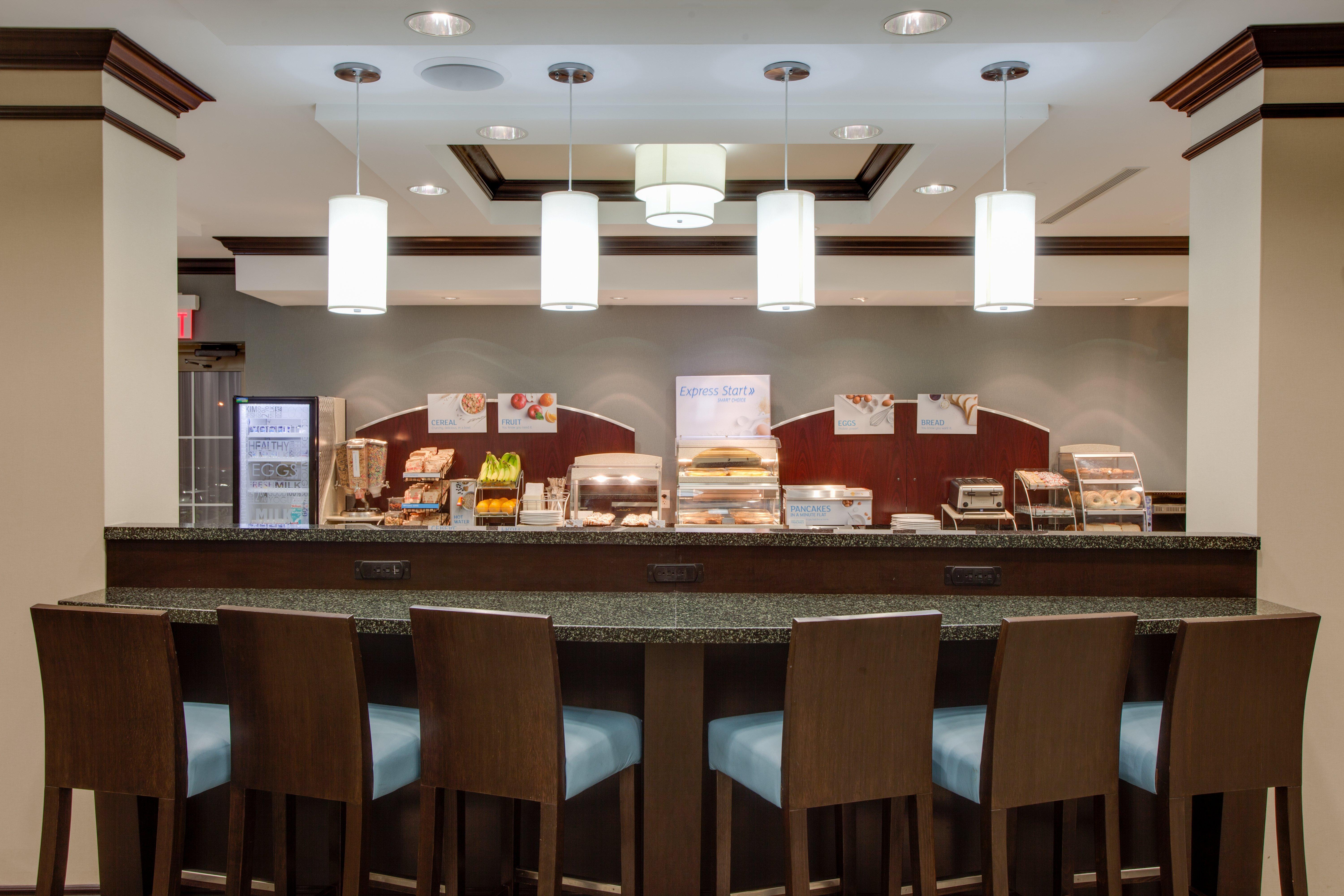 Holiday Inn Express & Suites Ottawa East-Orleans By Ihg Екстер'єр фото