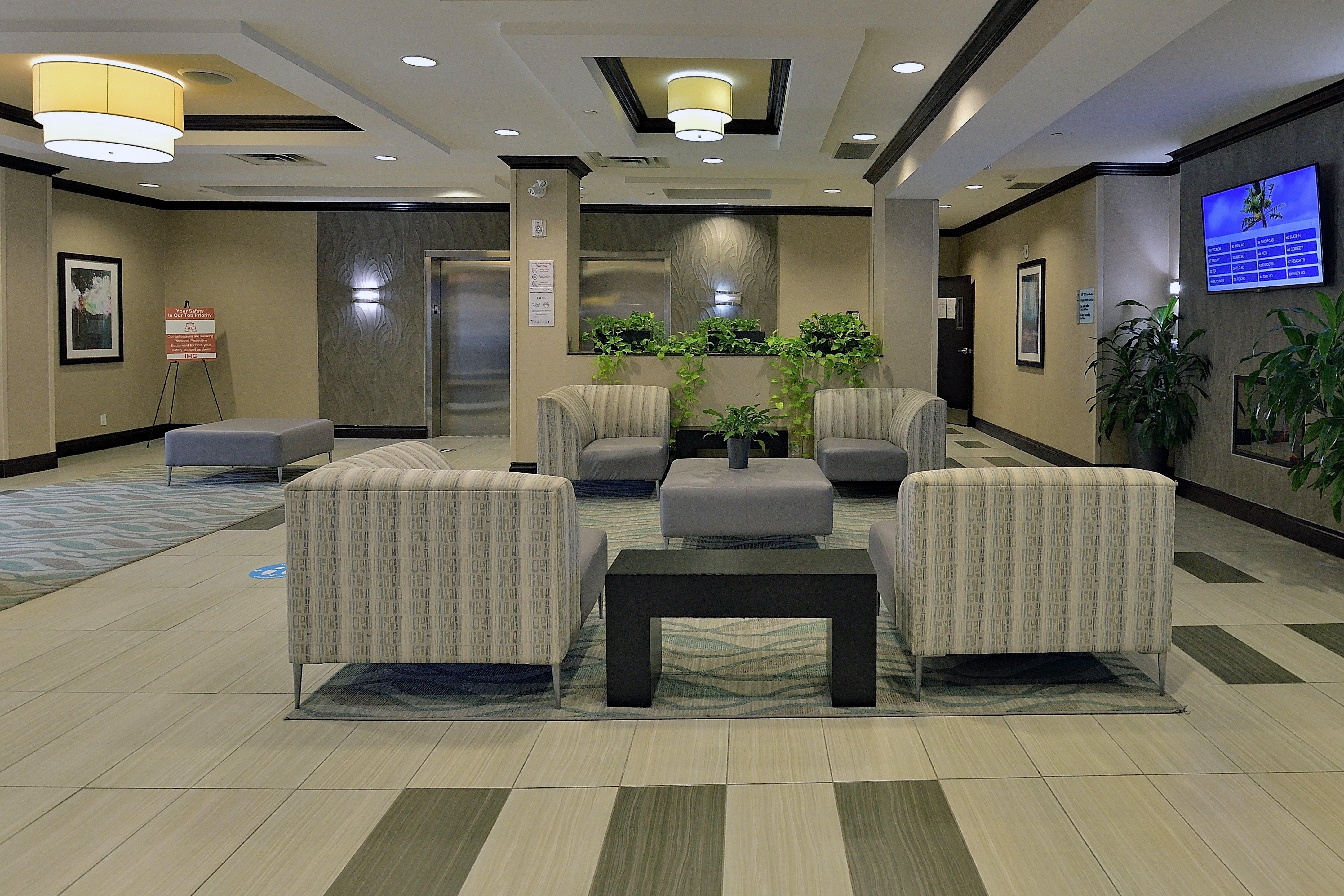 Holiday Inn Express & Suites Ottawa East-Orleans By Ihg Екстер'єр фото